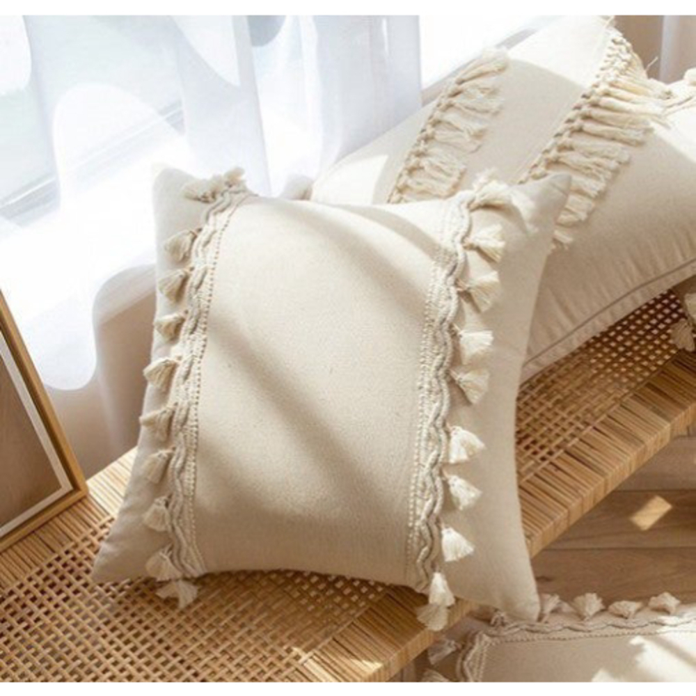 Tassel Pattern Pillow Cover In Beige